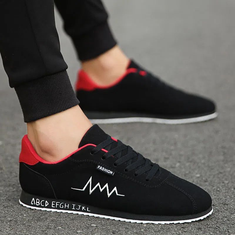 Zapatillas Bajas de Lona Rojas - Mens Fashion Trainers 2025 reseña y precio
